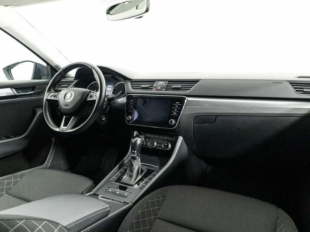 Skoda Superb б/у, 2018, Роботизированная. Фото: #6