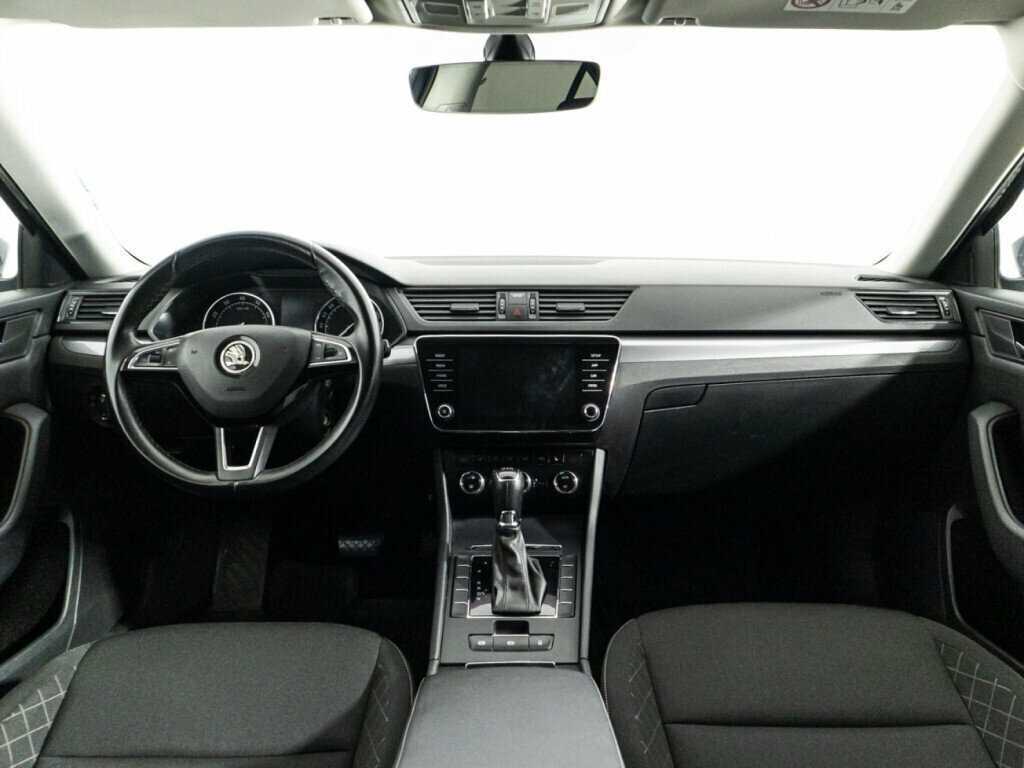 Skoda Superb б/у, 2018, Роботизированная. Фото: #10