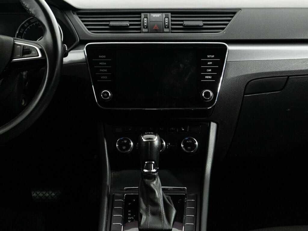 Skoda Superb б/у, 2018, Роботизированная. Фото: #11