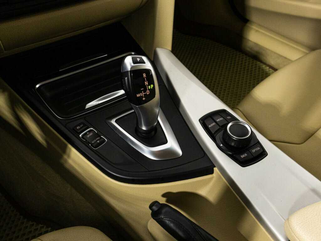 БМВ 3 серии б/у, 2014, Автоматическая. Фото: #15