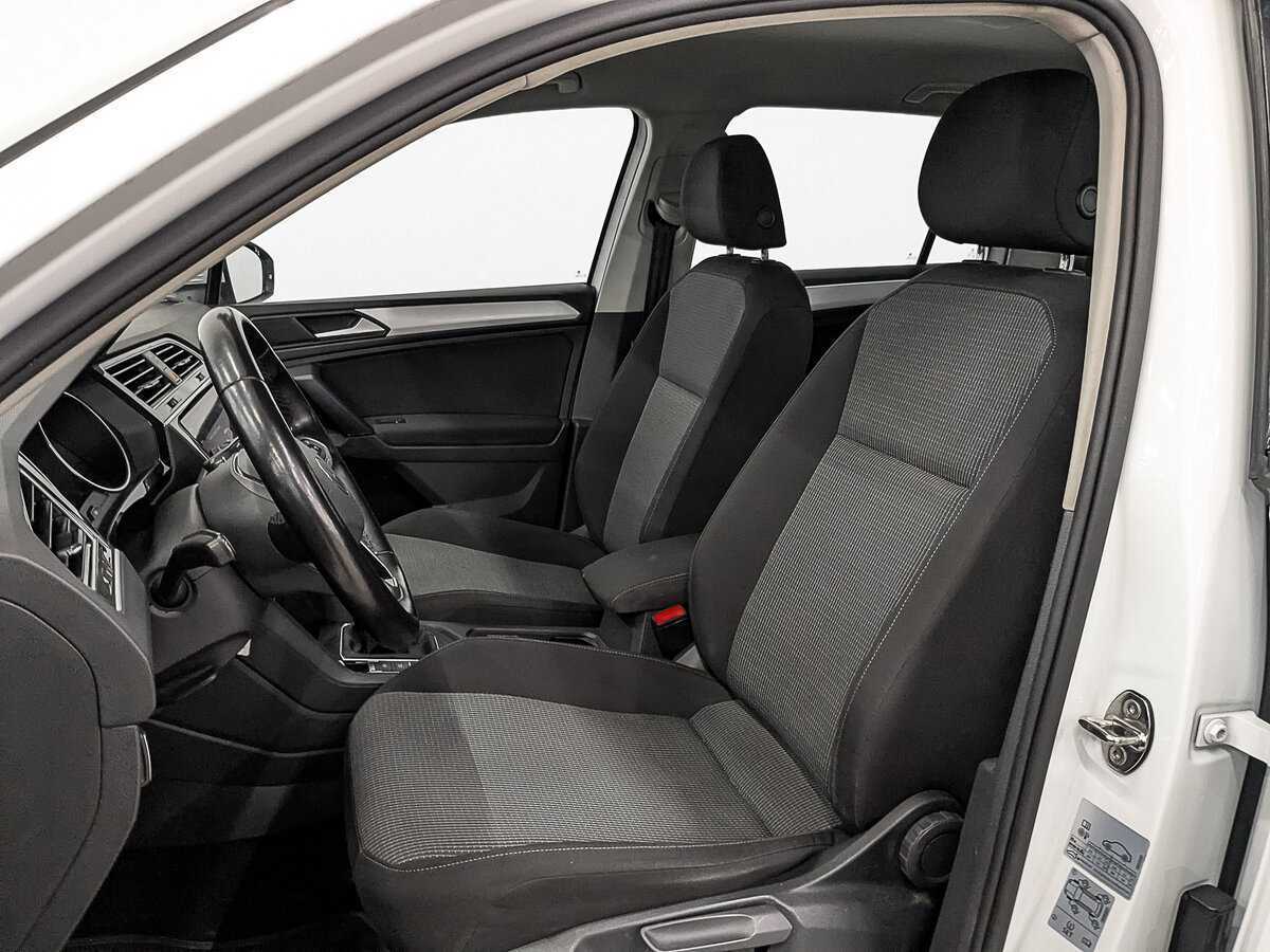 Volkswagen Tiguan б/у, 2021, Роботизированная. Фото: #17