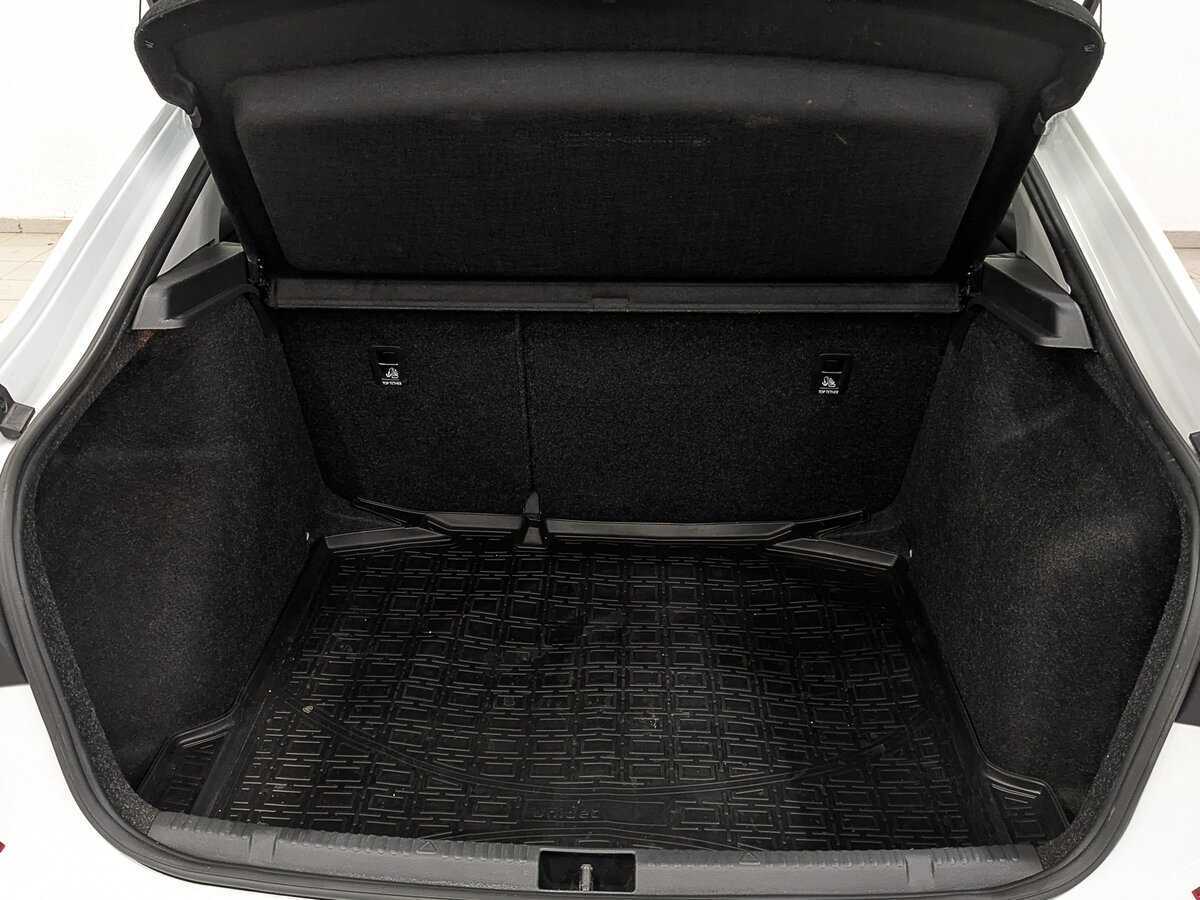 Фольксваген Поло б/у, 2020, Механическая. Фото: #9