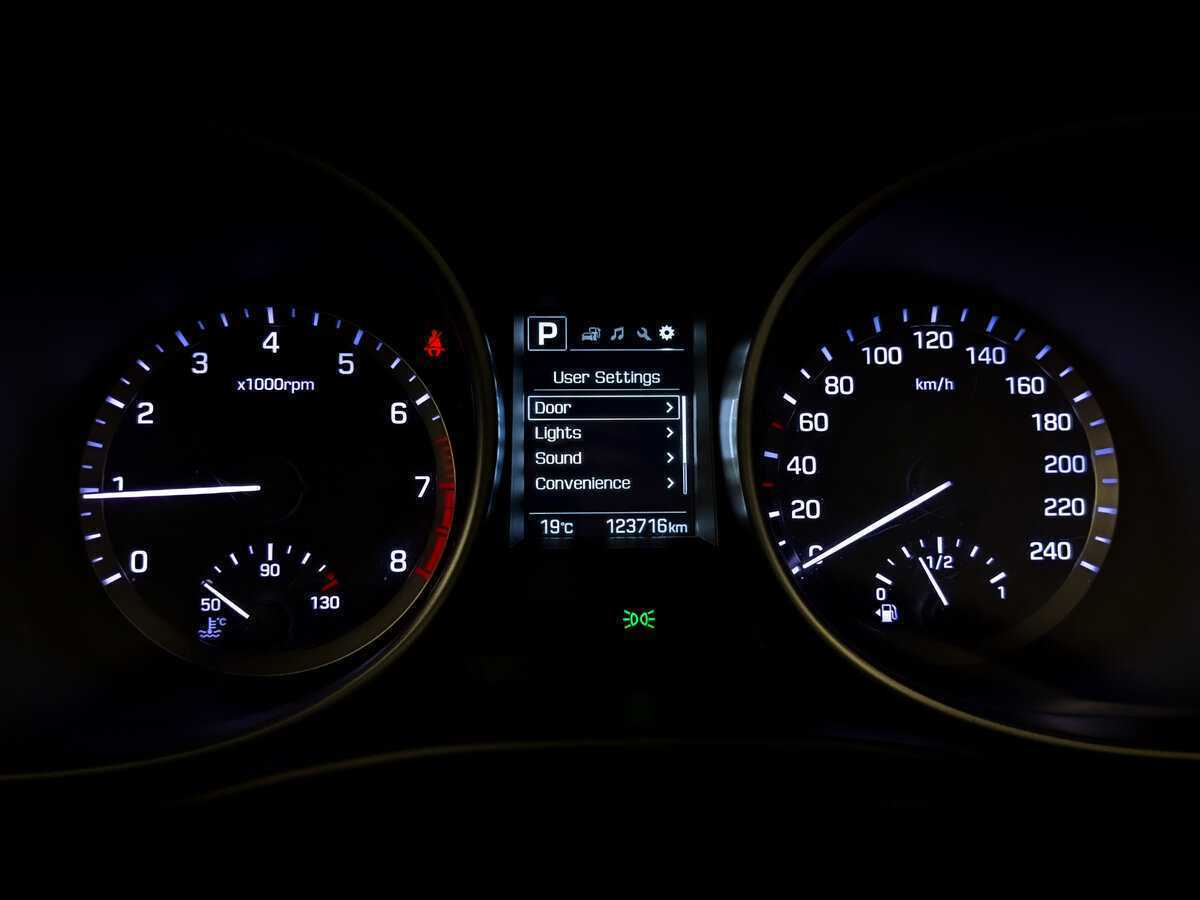 Hyundai Santa Fe б/у, 2015, Автоматическая. Фото: #12