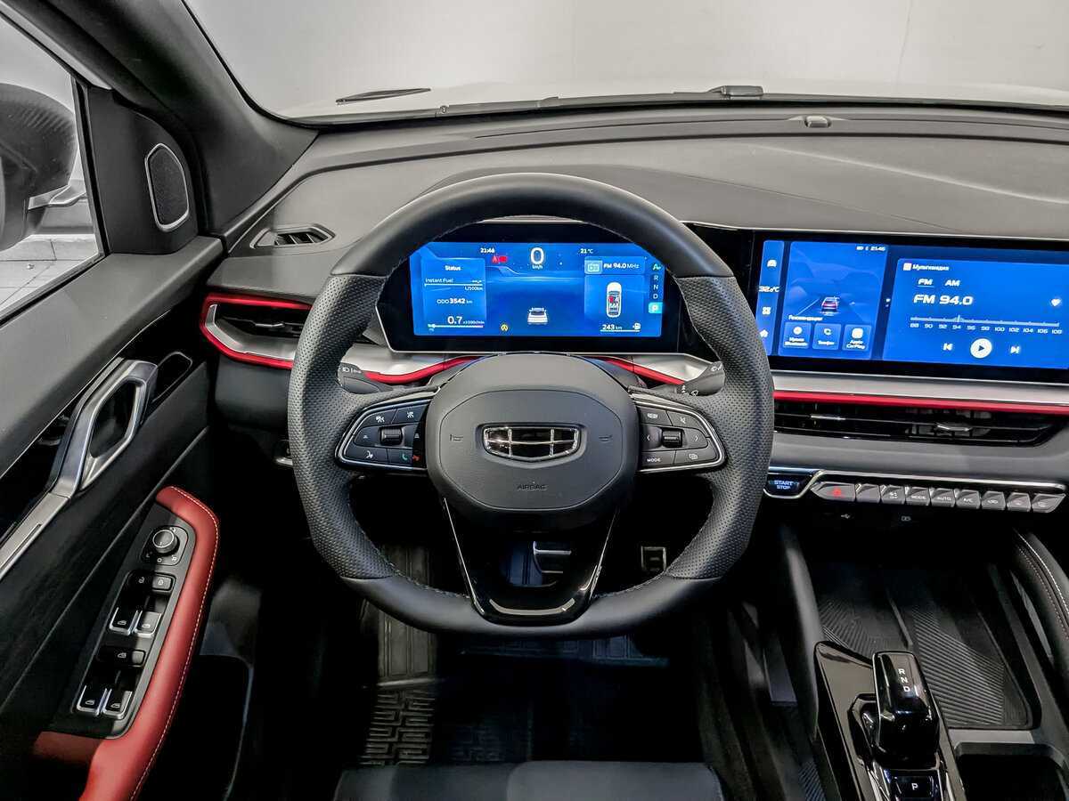 Geely Coolray б/у, 2024, Роботизированная. Фото: #13