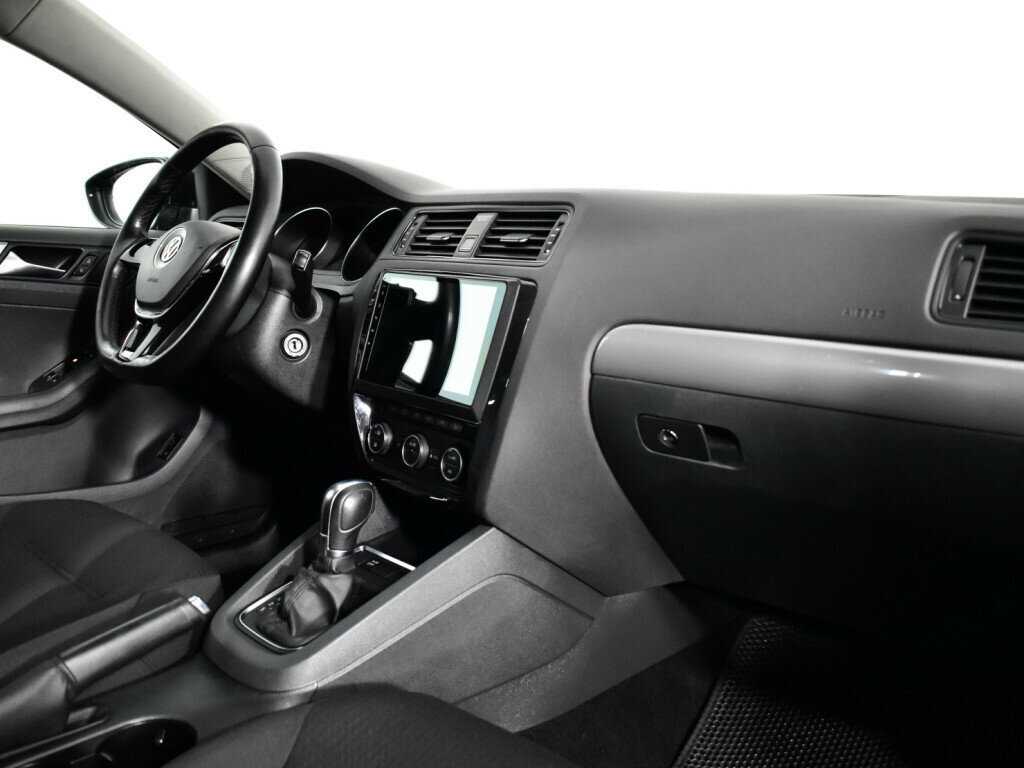 Volkswagen Jetta б/у, 2015, Автоматическая. Фото: #5