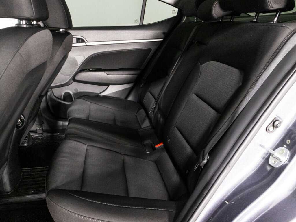 Hyundai Elantra б/у, 2018, Автоматическая. Фото: #9