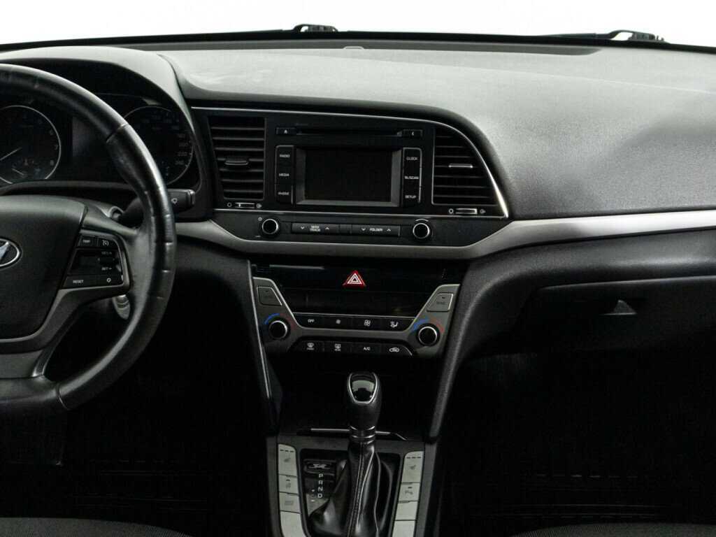 Hyundai Elantra б/у, 2018, Автоматическая. Фото: #13