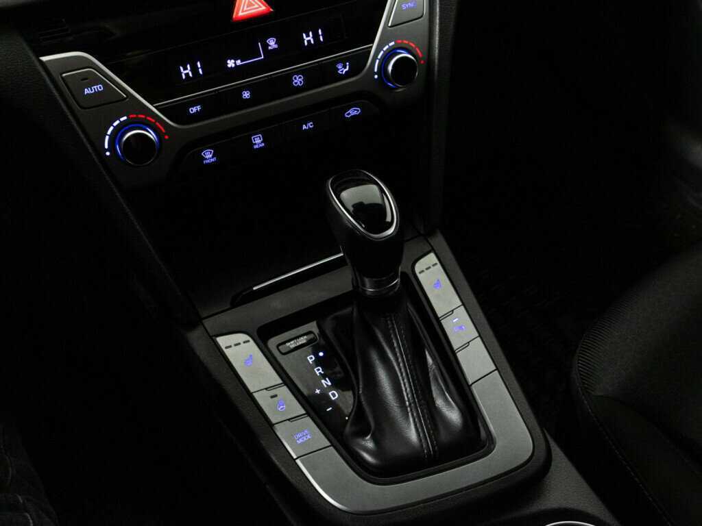 Hyundai Elantra б/у, 2018, Автоматическая. Фото: #16