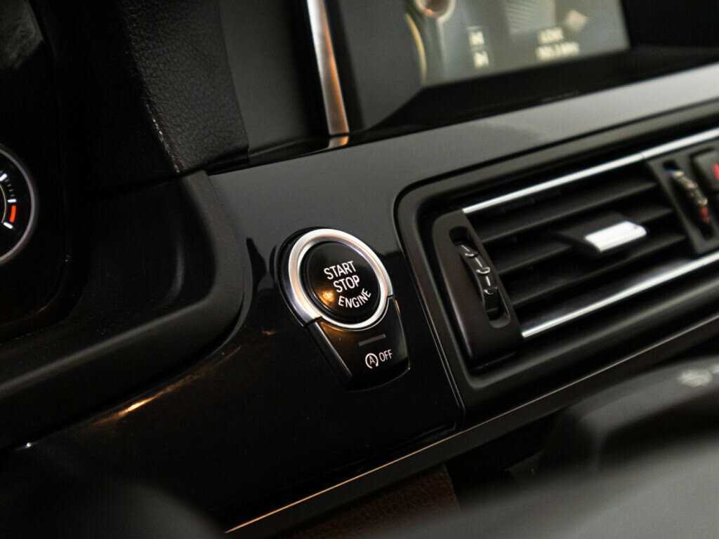 БМВ 5 серии б/у, 2015, Автоматическая. Фото: #16