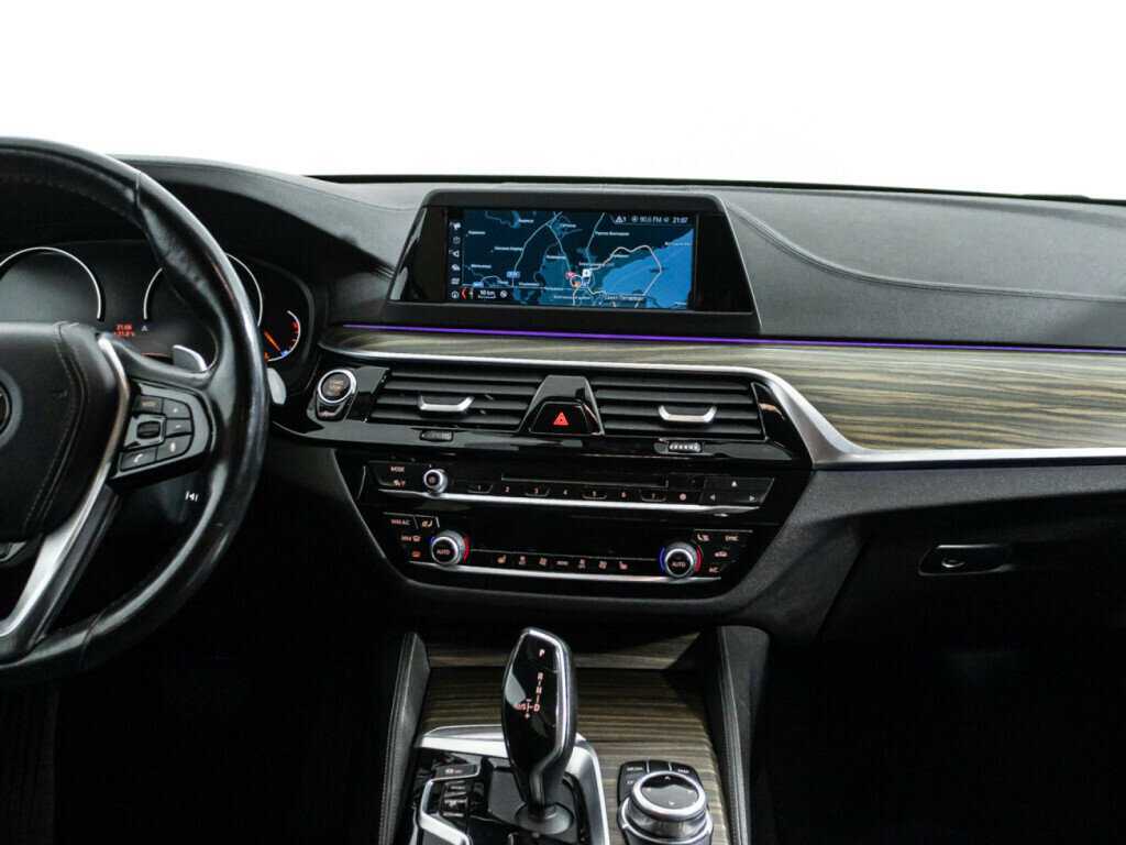 БМВ 5 серии б/у, 2017, Автоматическая. Фото: #13