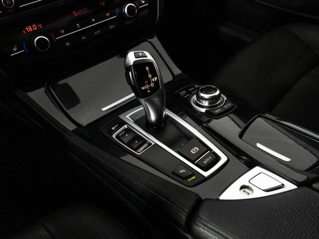 БМВ 5 серии б/у, 2013, Автоматическая. Фото: #14