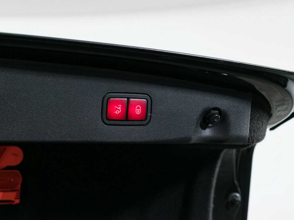 Мерседес-Бенц Е-Класс б/у, 2013, Автоматическая. Фото: #7