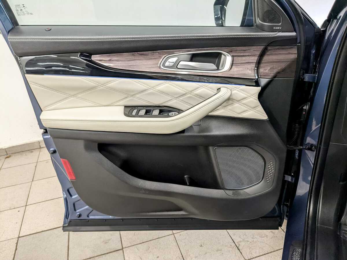 EXEED VX б/у, 2022, Роботизированная. Фото: #16