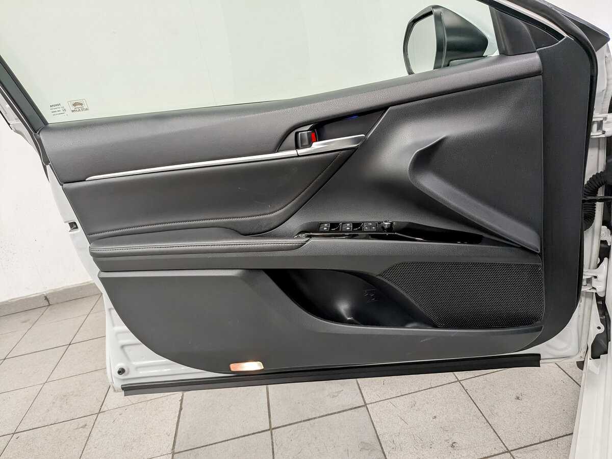 Тойота Камри б/у, 2019, Автоматическая. Фото: #16