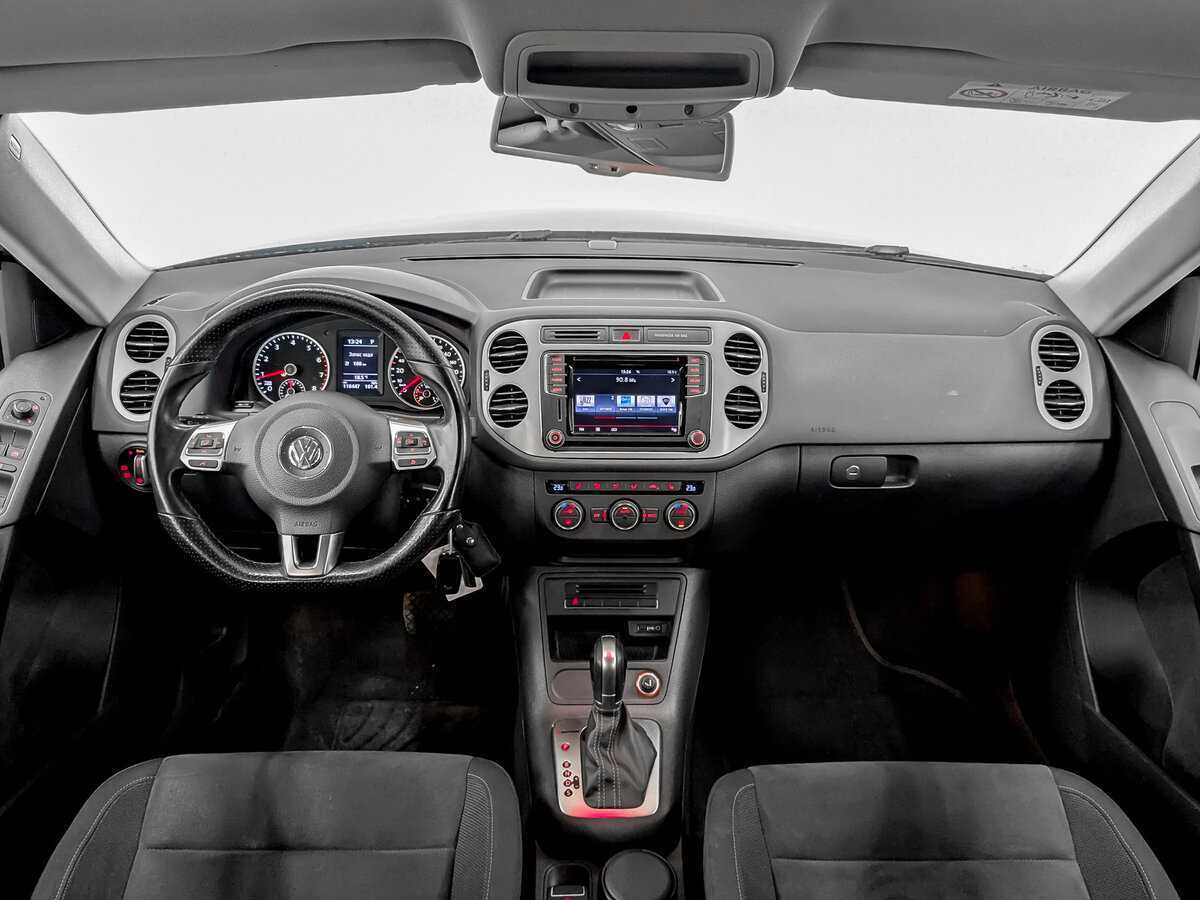 Volkswagen Tiguan б/у, 2016, Автоматическая. Фото: #13