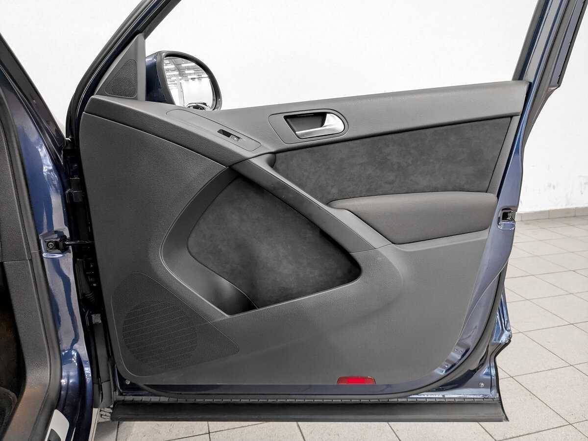 Volkswagen Tiguan б/у, 2016, Автоматическая. Фото: #21