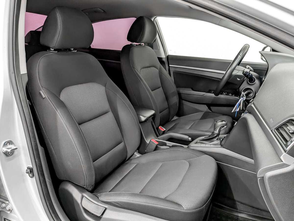 Hyundai Elantra б/у, 2017, Автоматическая. Фото: #20