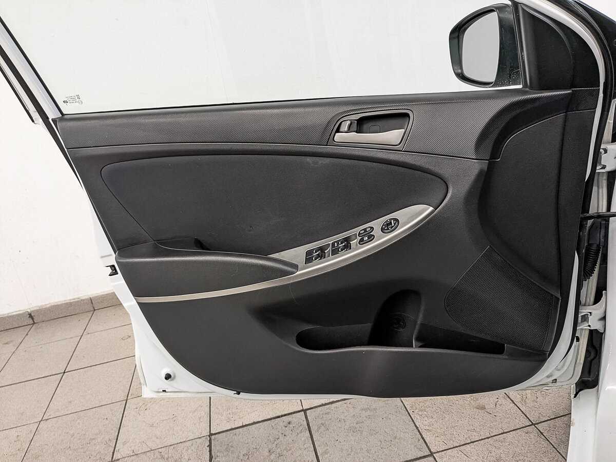 Хендай Солярис б/у, 2015, Механическая. Фото: #16