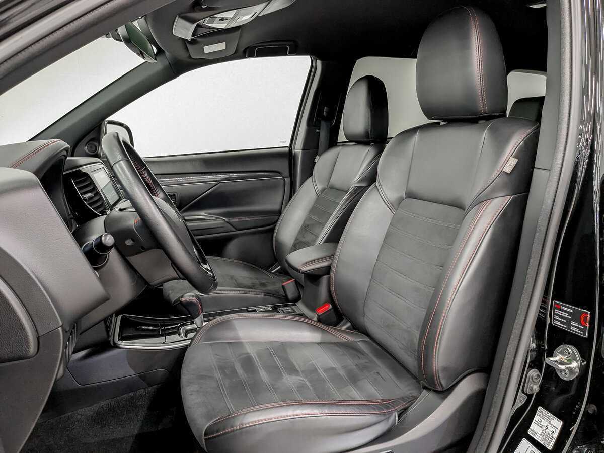 Митсубиши Оутлэндер б/у, 2021, Вариатор. Фото: #17