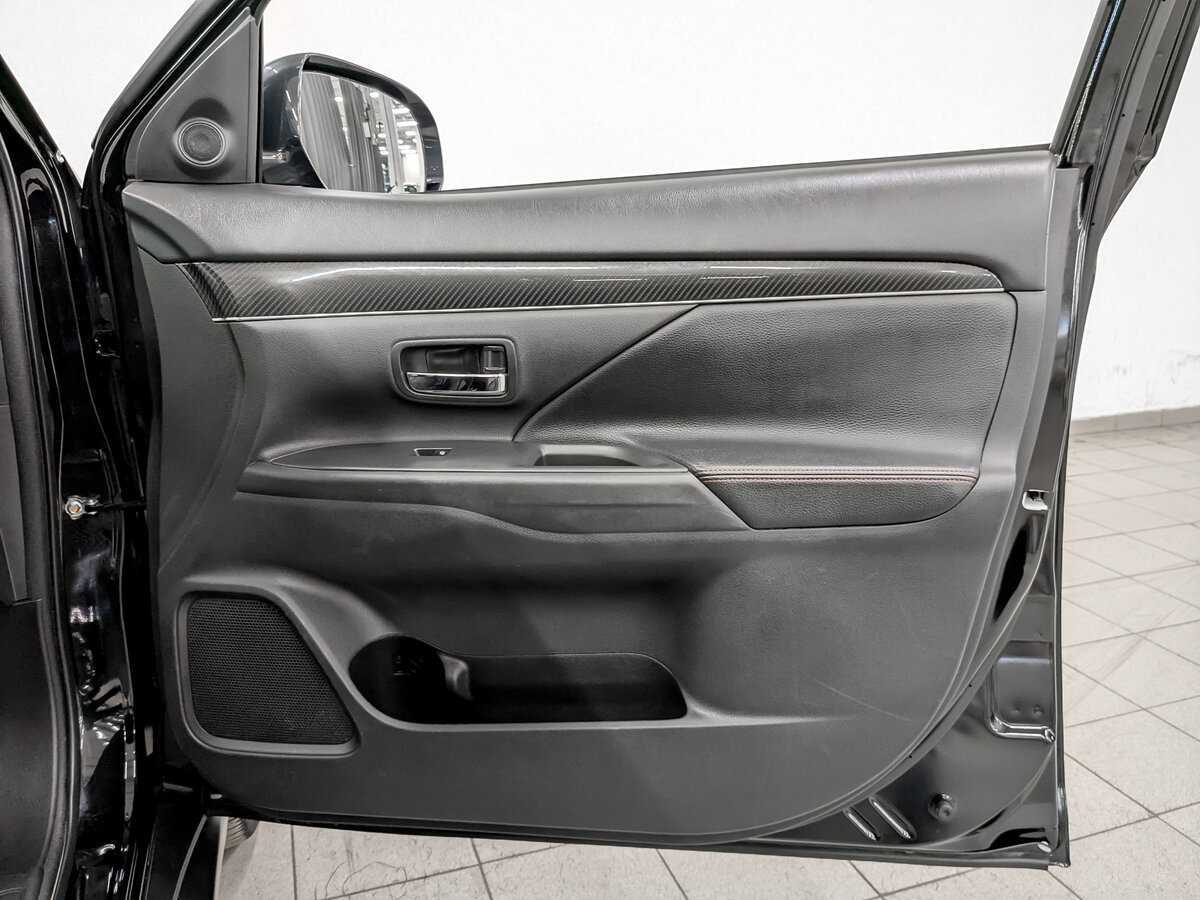 Митсубиши Оутлэндер б/у, 2021, Вариатор. Фото: #22