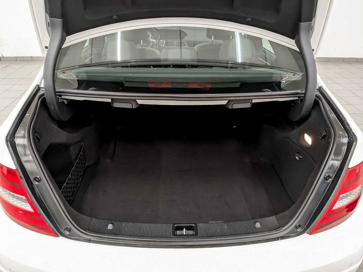 Мерседес-Бенц Ц-Класс б/у, 2012, Автоматическая. Фото: #9