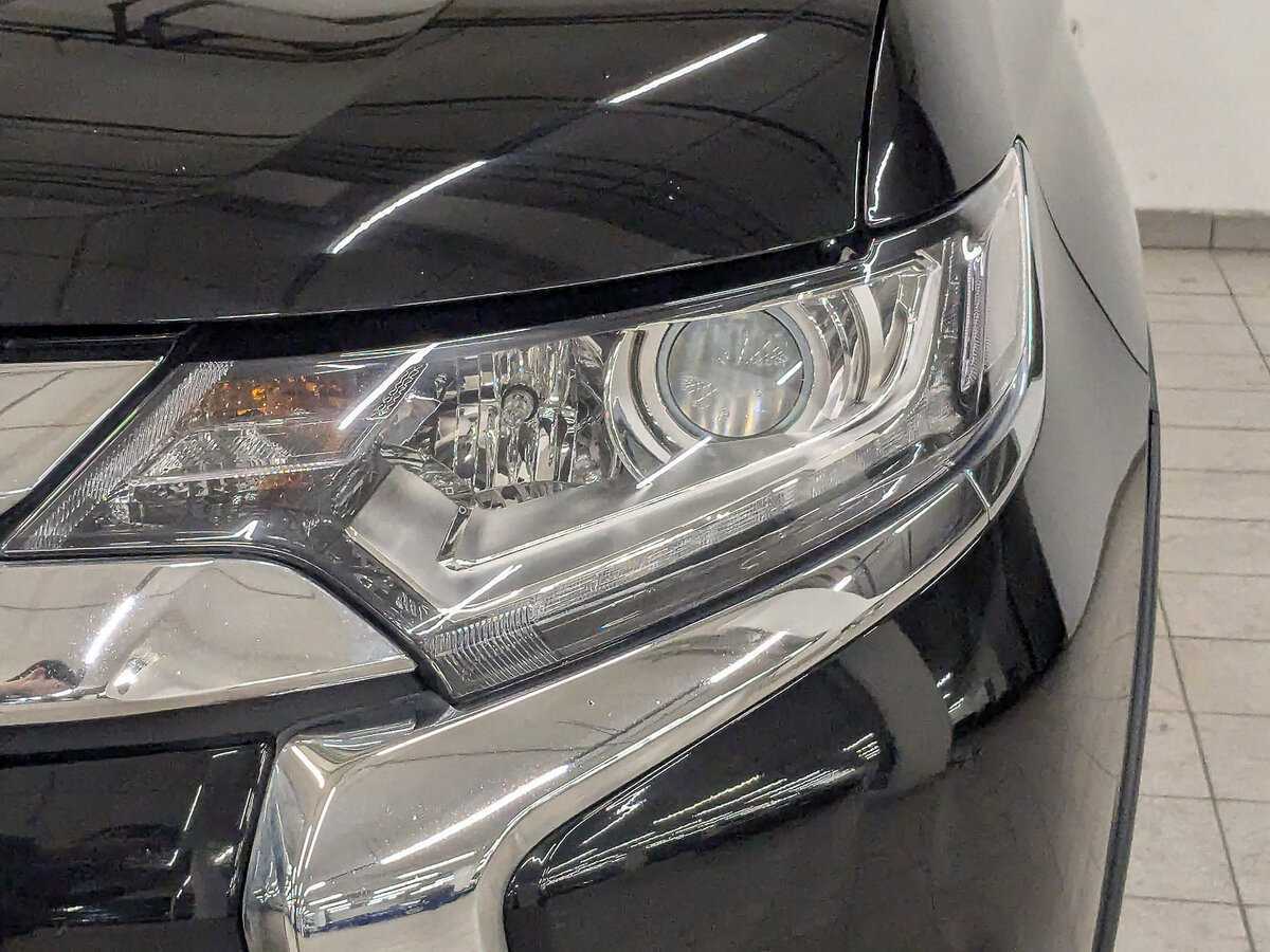 Митсубиши Оутлэндер б/у, 2018, Вариатор. Фото: #9