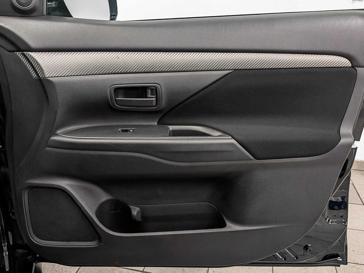 Митсубиши Оутлэндер б/у, 2018, Вариатор. Фото: #23