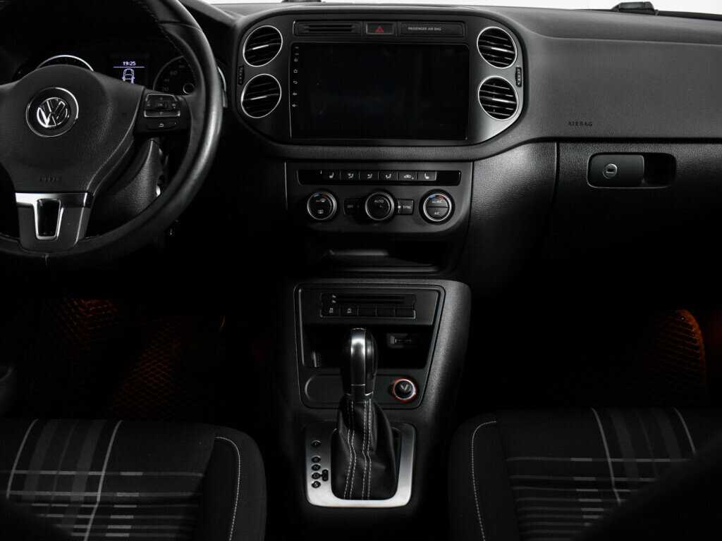 Volkswagen Tiguan б/у, 2016, Роботизированная. Фото: #13