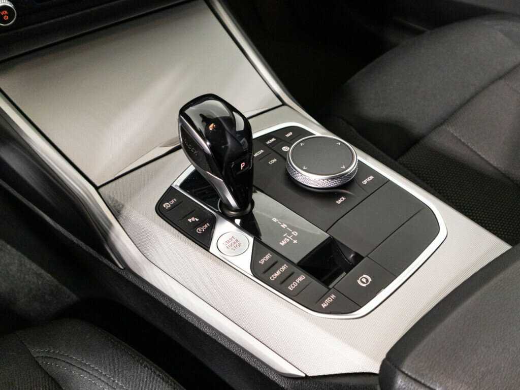 БМВ 3 серии б/у, 2019, Автоматическая. Фото: #19