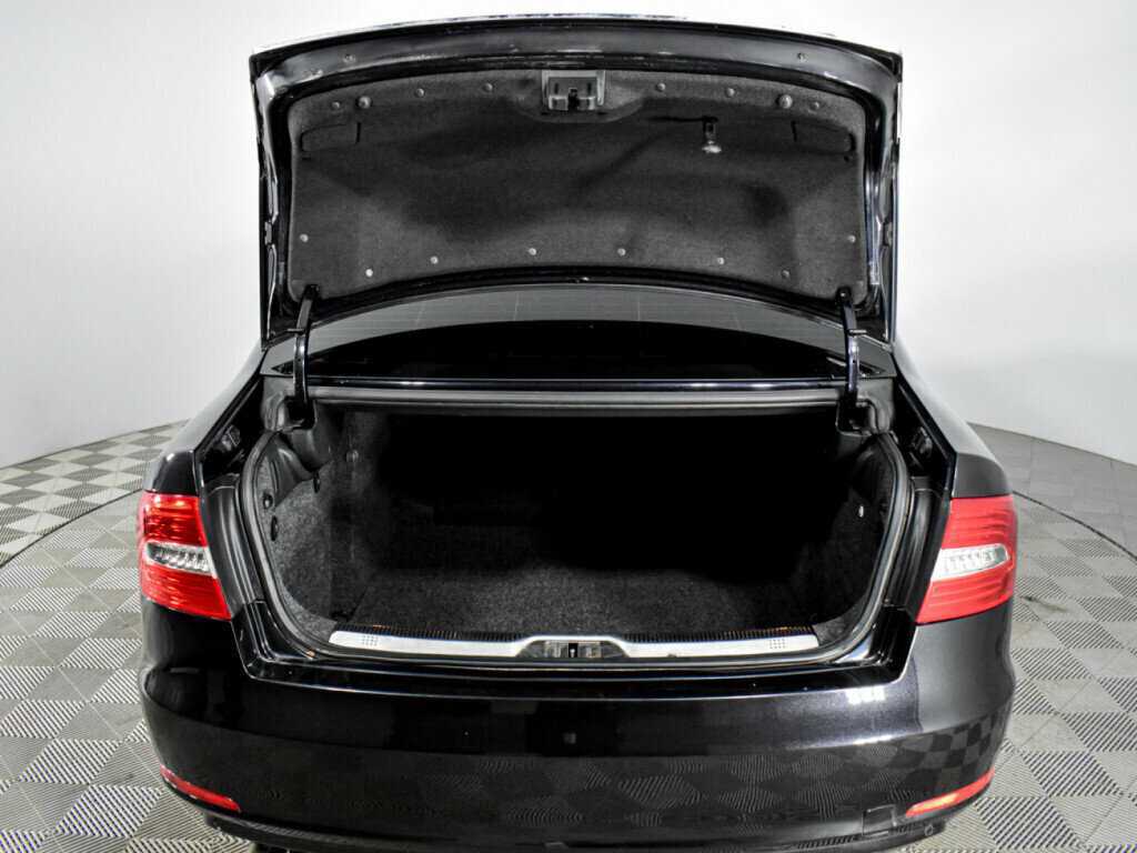 Skoda Superb б/у, 2013, Роботизированная. Фото: #16