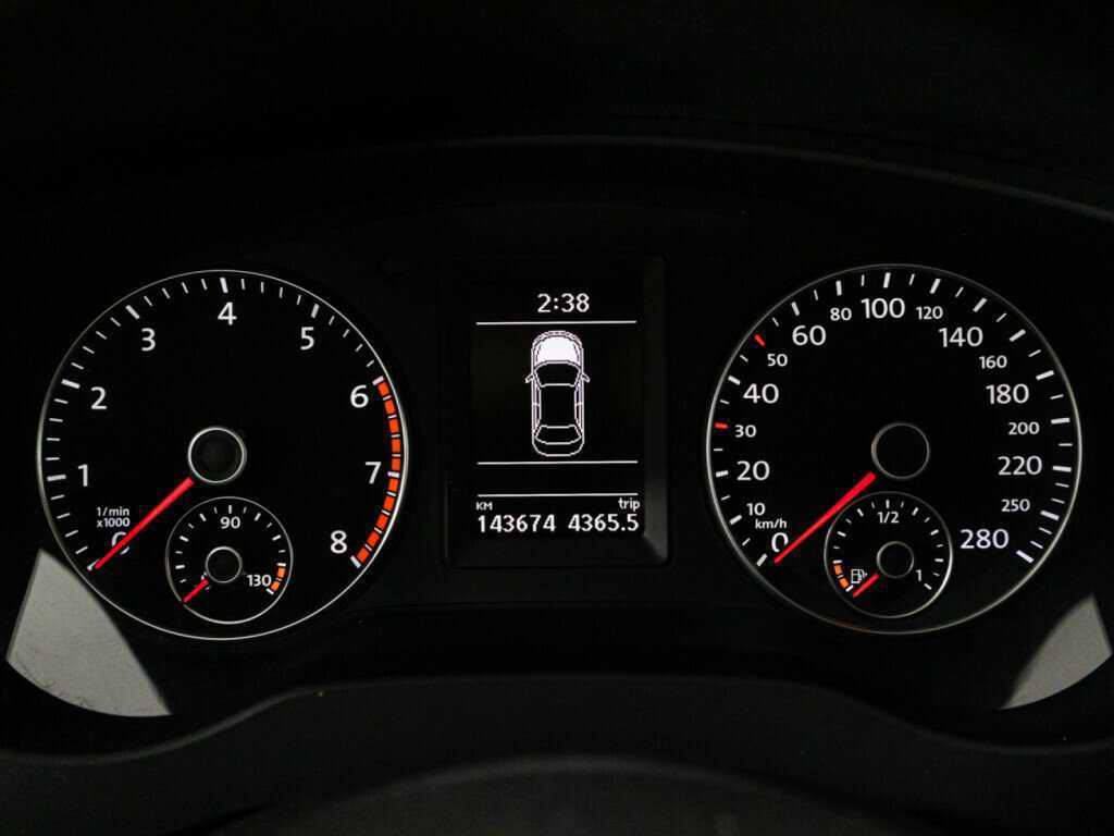 Volkswagen Jetta б/у, 2012, Роботизированная. Фото: #11