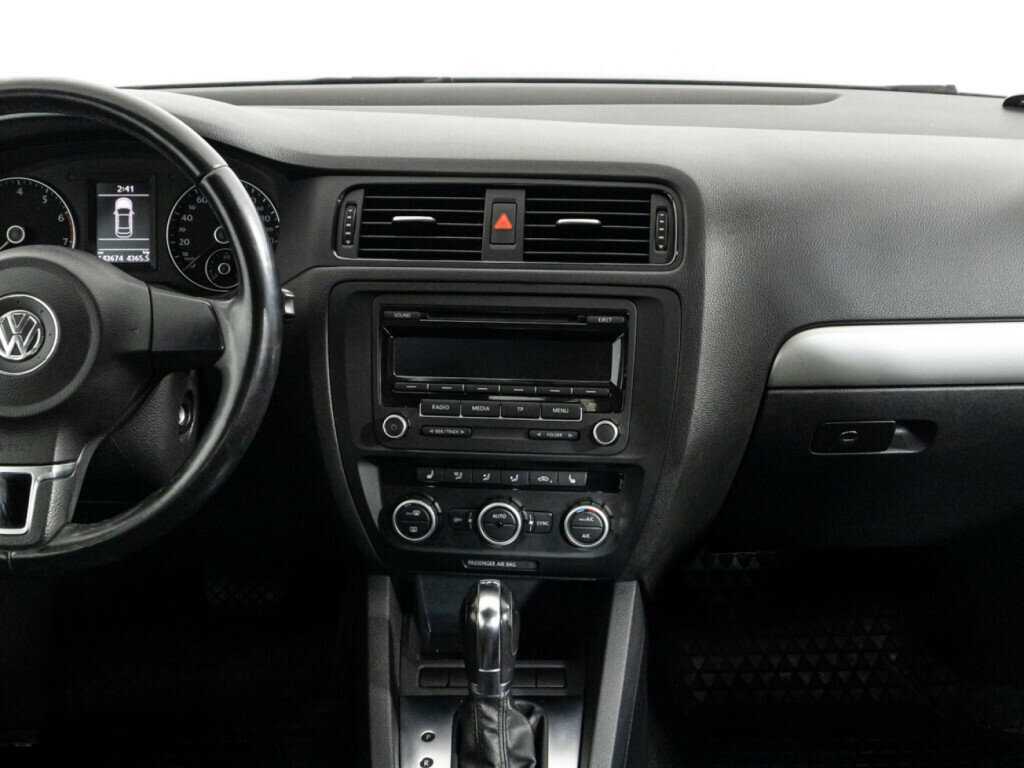 Volkswagen Jetta б/у, 2012, Роботизированная. Фото: #13