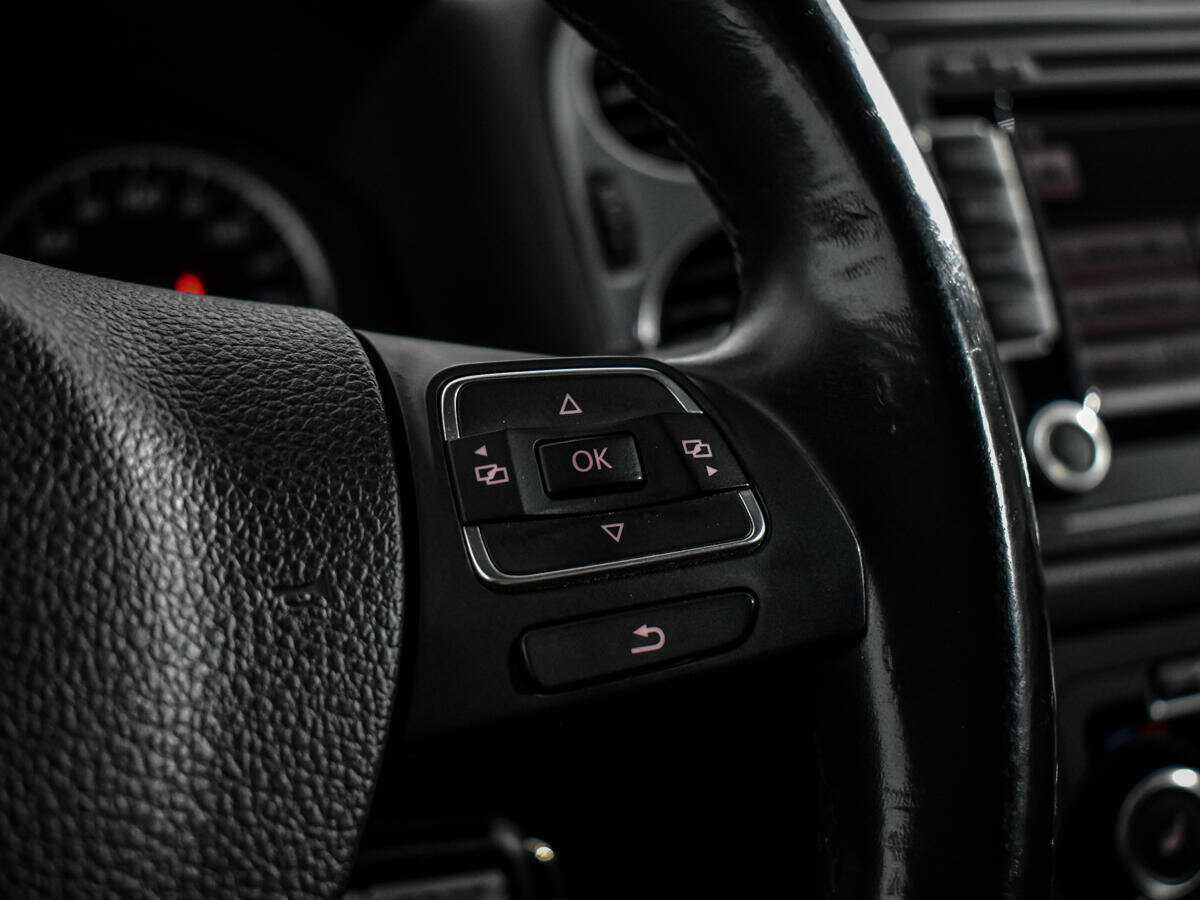 Volkswagen Tiguan б/у, 2012, Автоматическая. Фото: #14