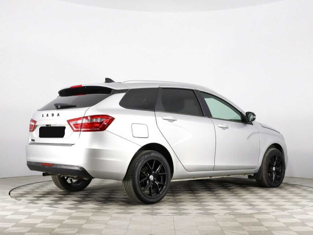 Лада (ВАЗ) Веста б/у, 2018, Механическая. Фото: #2
