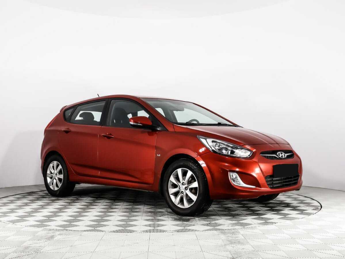 Хендай Солярис б/у, 2012, Автоматическая. Фото: #2