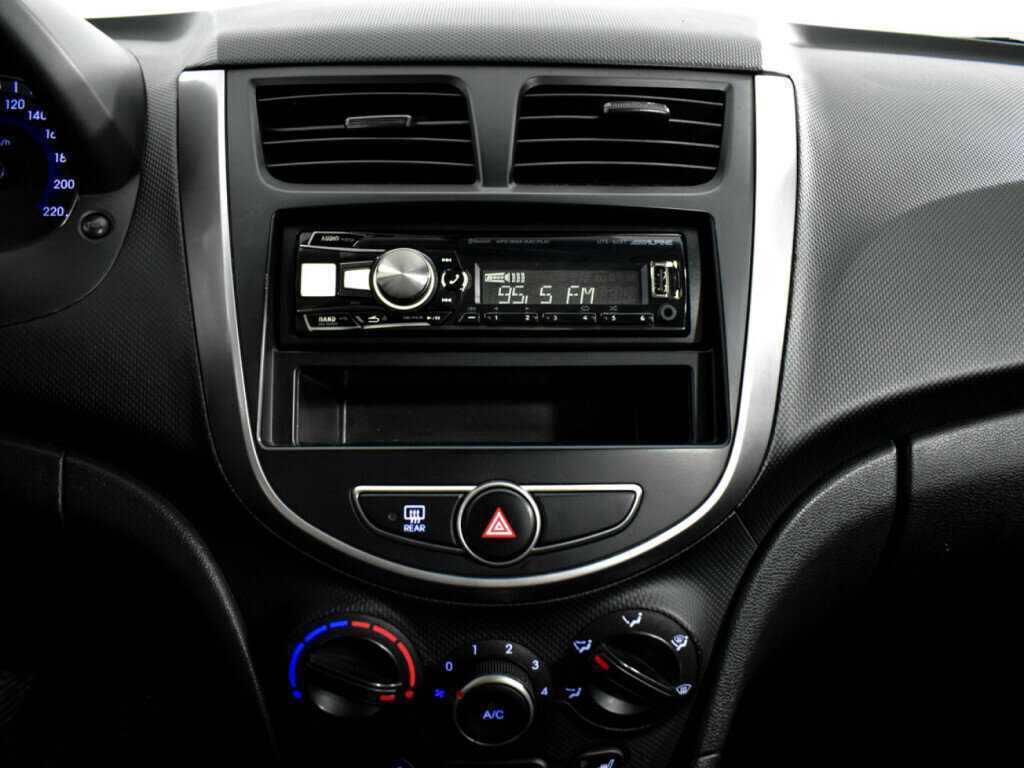 Хендай Солярис б/у, 2014, Механическая. Фото: #12