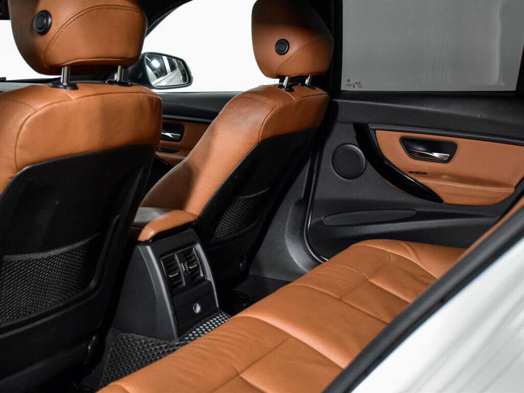 БМВ 3 серии б/у, 2017, Автоматическая. Фото: #14