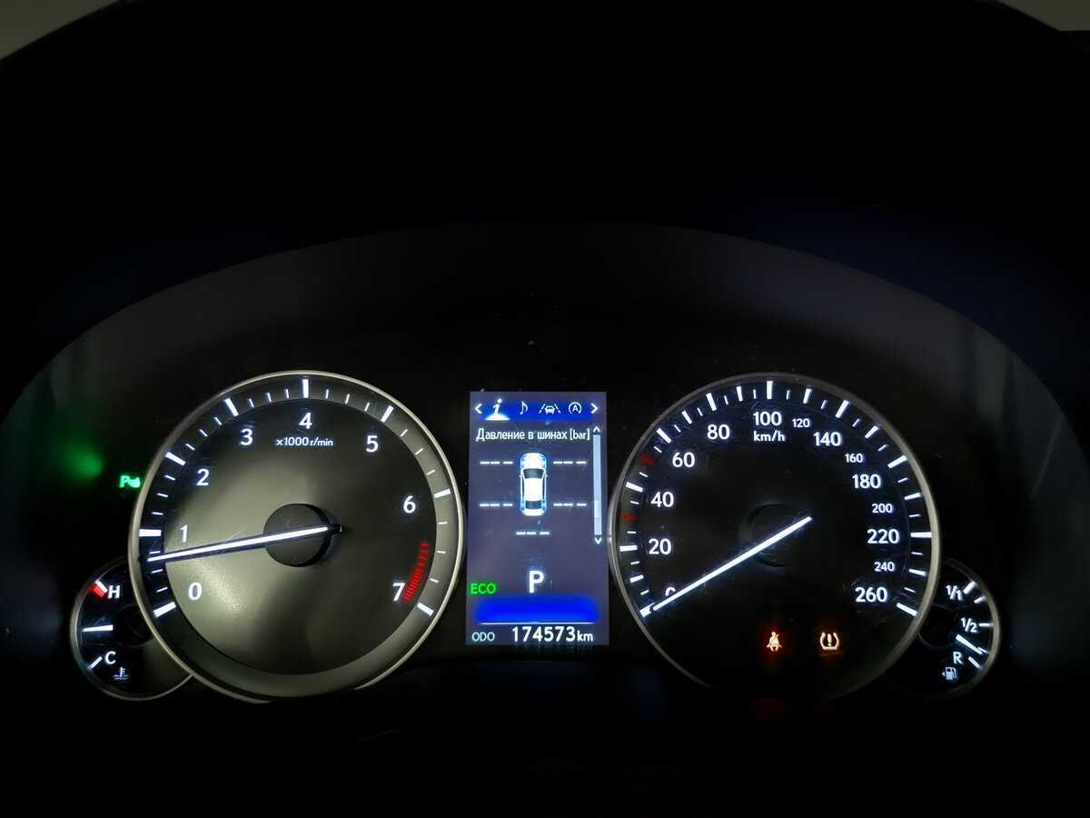 Лексус ЕС б/у, 2015, Автоматическая. Фото: #12