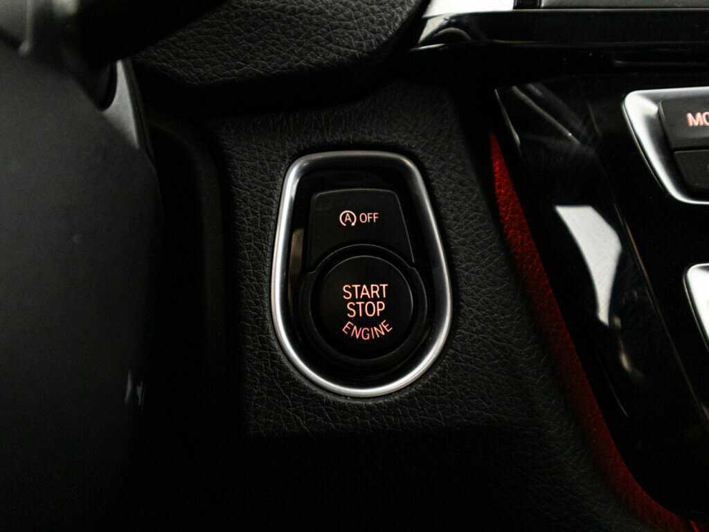 БМВ 3 серии б/у, 2018, Автоматическая. Фото: #17