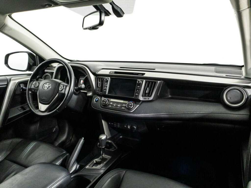 Тойота Рав4 б/у, 2017, Автоматическая. Фото: #8