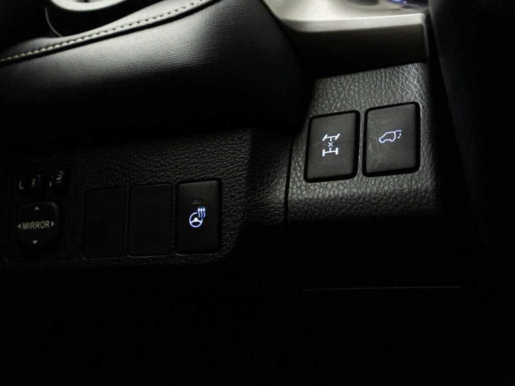 Тойота Рав4 б/у, 2017, Автоматическая. Фото: #18