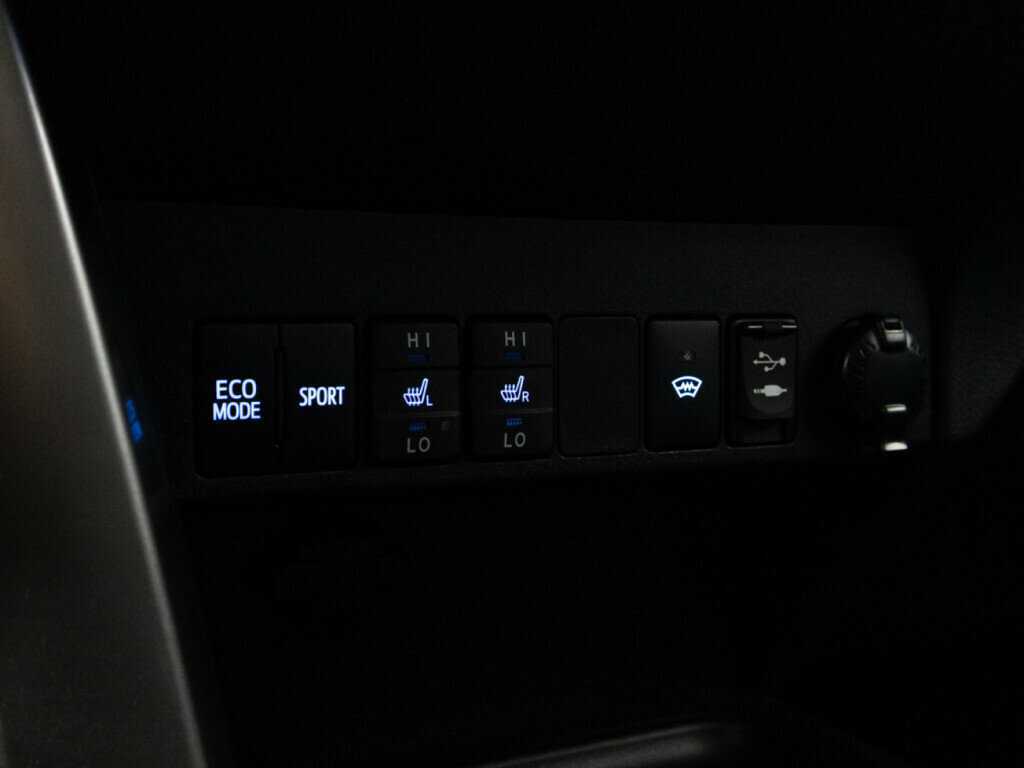 Тойота Рав4 б/у, 2017, Автоматическая. Фото: #19