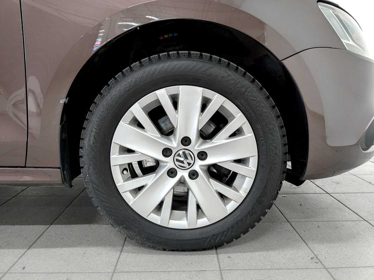 Volkswagen Jetta б/у, 2014, Автоматическая. Фото: #17