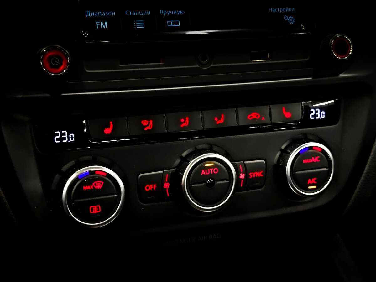 Volkswagen Jetta б/у, 2014, Автоматическая. Фото: #23