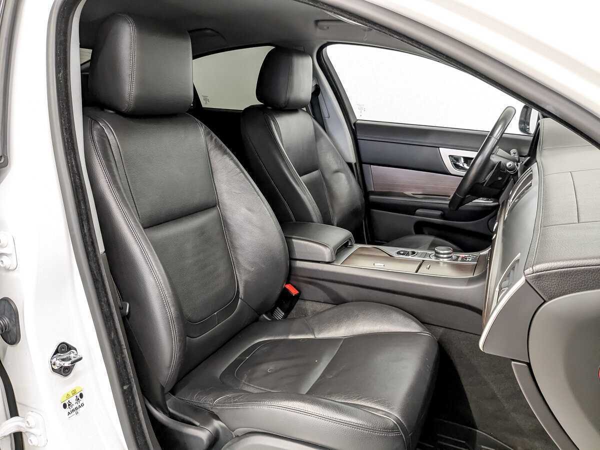 Jaguar XF б/у, 2014, Автоматическая. Фото: #22