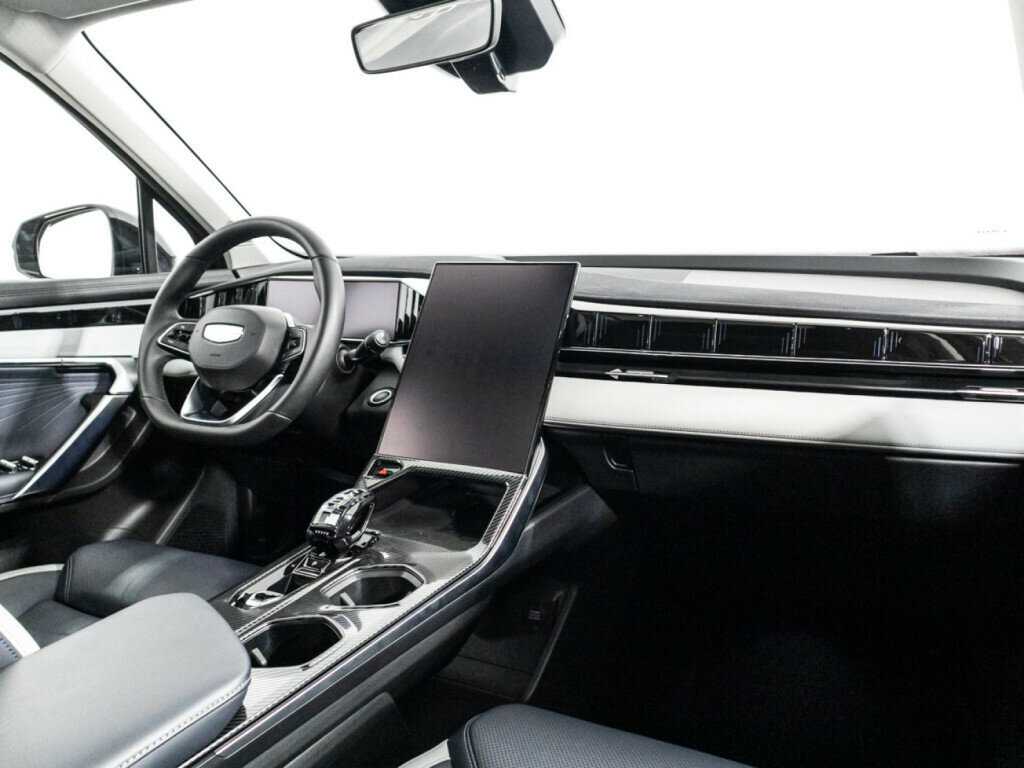 Джили Атлас б/у, 2023, Роботизированная. Фото: #8