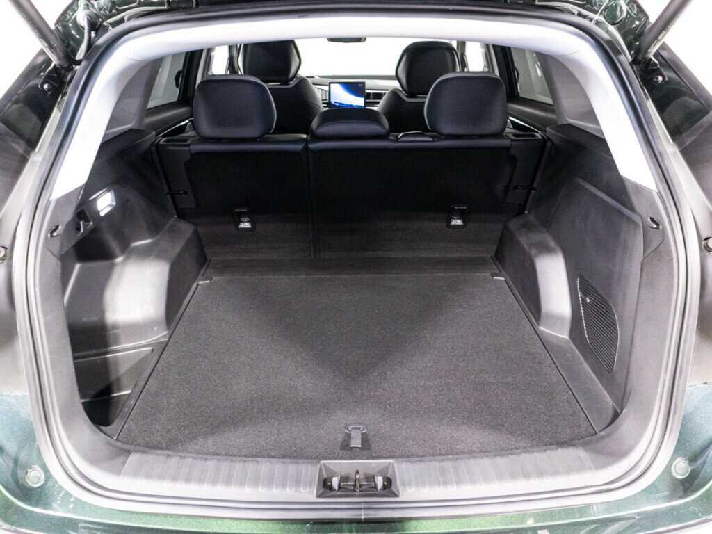 Джили Атлас б/у, 2023, Роботизированная. Фото: #14