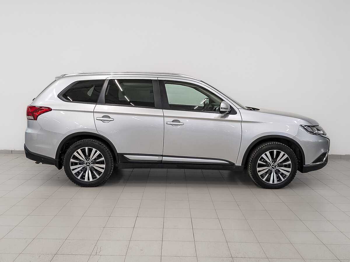 Митсубиши Оутлэндер б/у, 2020, Вариатор. Фото: #3