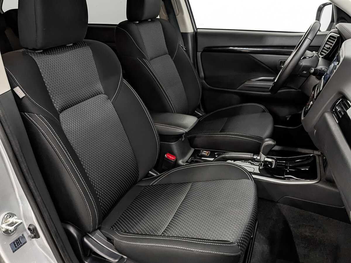 Митсубиши Оутлэндер б/у, 2020, Вариатор. Фото: #22