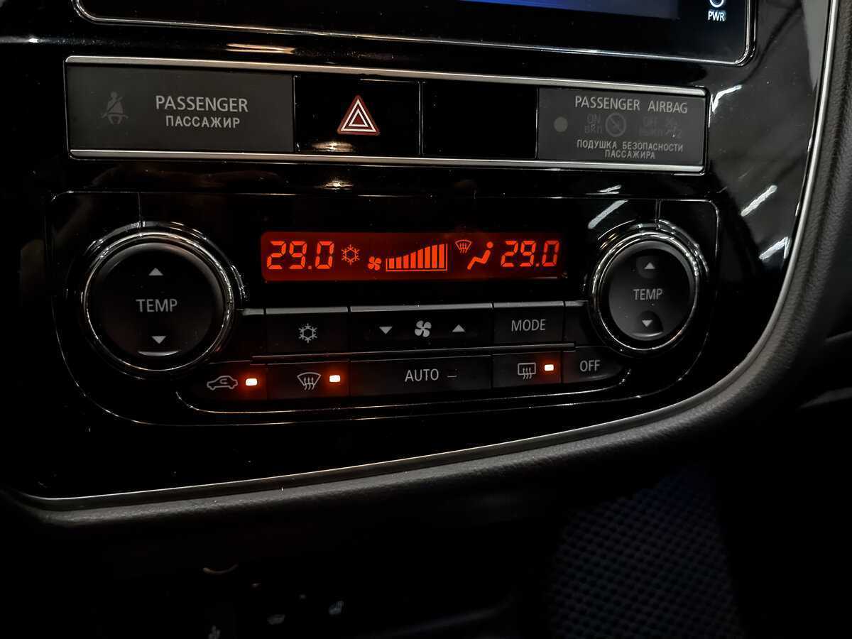 Митсубиши Оутлэндер б/у, 2020, Вариатор. Фото: #24